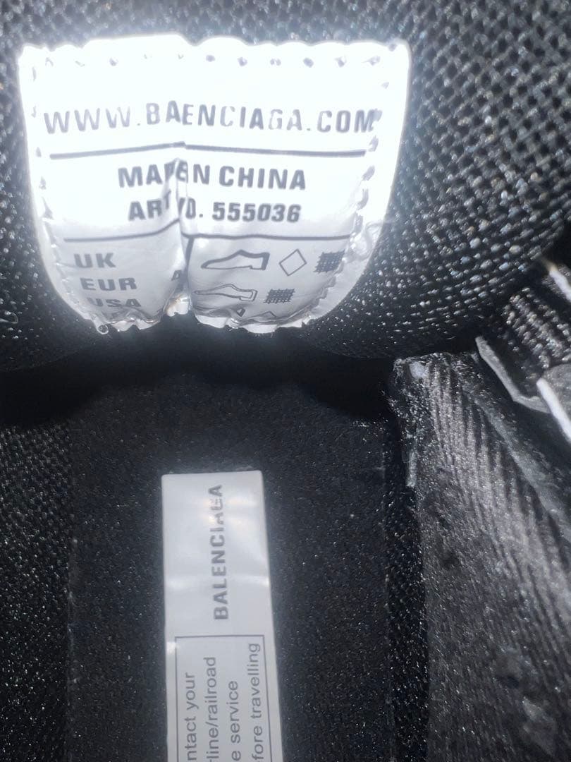 BALENCIAGA ブラック スニーカー LEDライト付き　最終値下げ