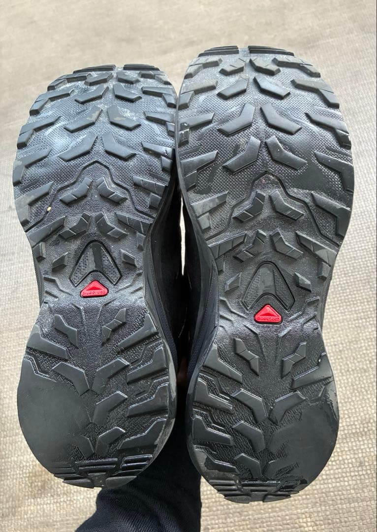 靴 salomon x-adventure gtx