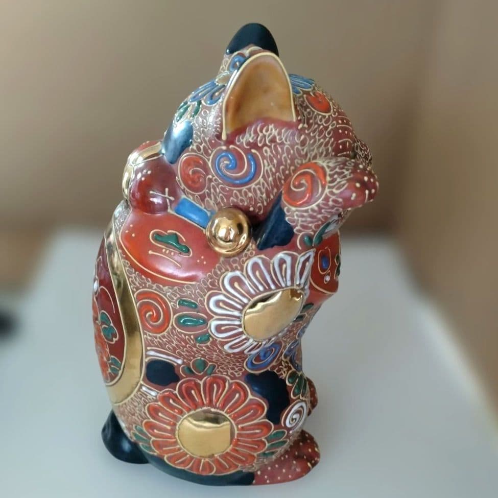 九谷焼　八幡窯　アンティーク招き猫