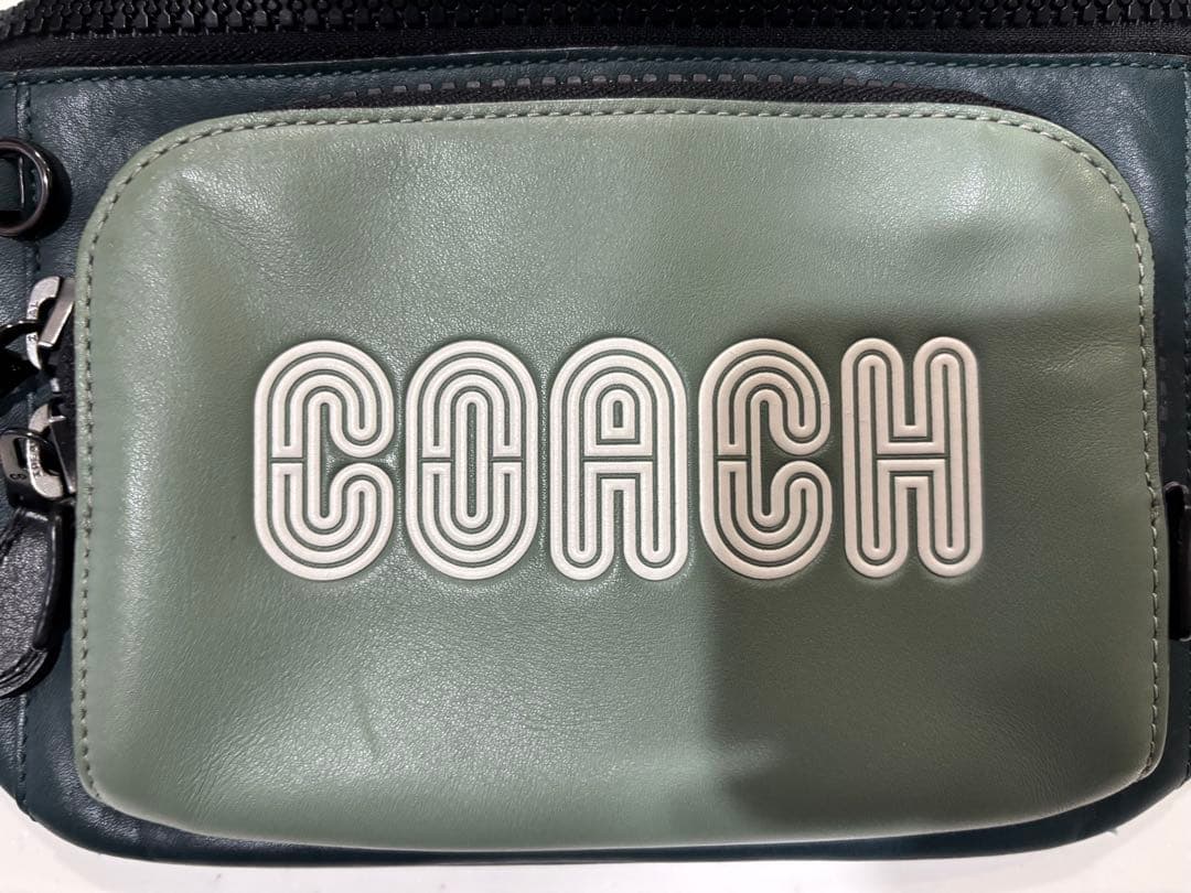 美品　正規品　コーチ　COACH ボディバッグ ダークグリーン×ブラック