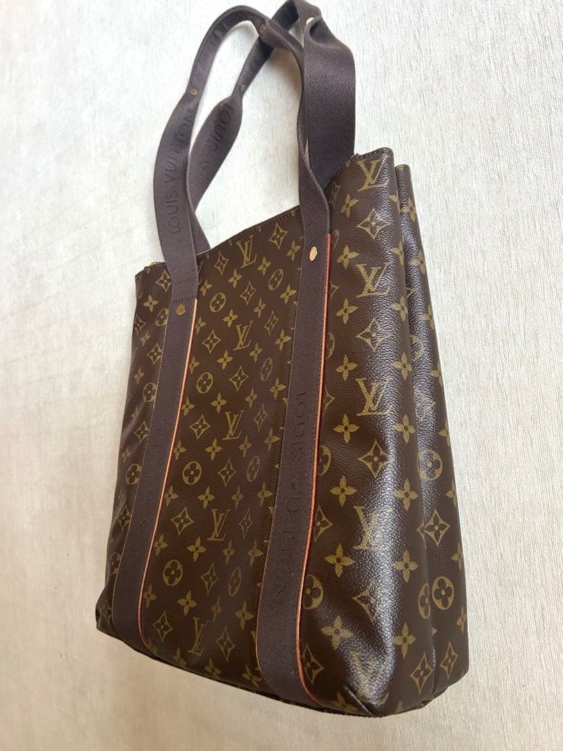 LOUIS VUITTON ルイ・ヴィトン カバボブール M53013