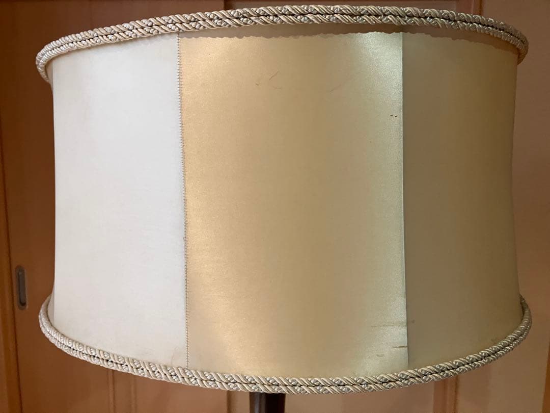 国産ビンテージ　フロアランプ　ミッドセンチュリー　ウッド　洋館　アンティーク