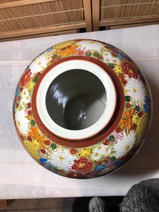 豪華九谷焼色絵金彩花詰文花瓶 高25cm