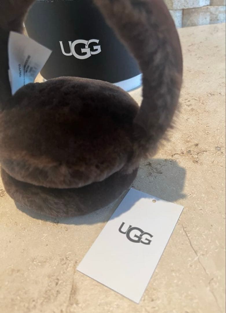 試着のみ　UGG ブラウン ムートンイヤーマフ完売品