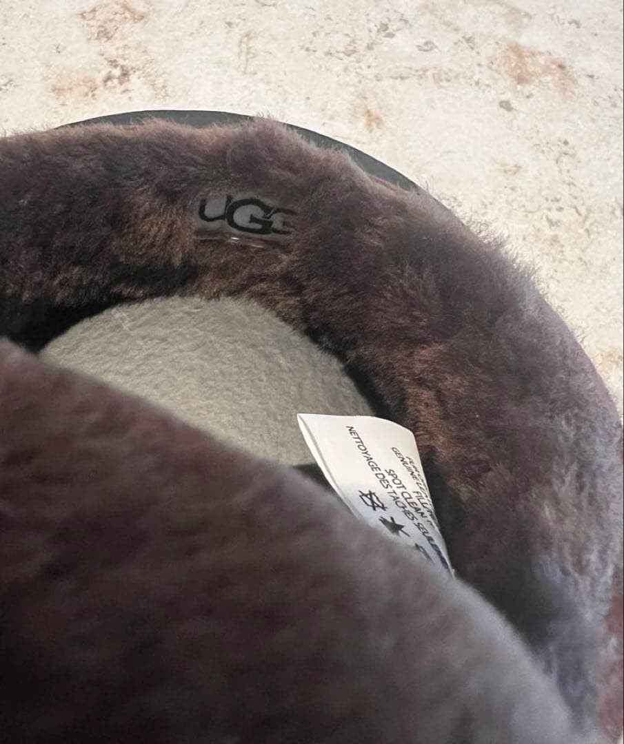 試着のみ　UGG ブラウン ムートンイヤーマフ完売品
