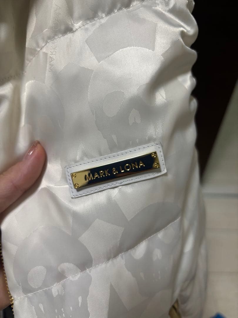 MARK & LONA スカルパターン ダウンベスト