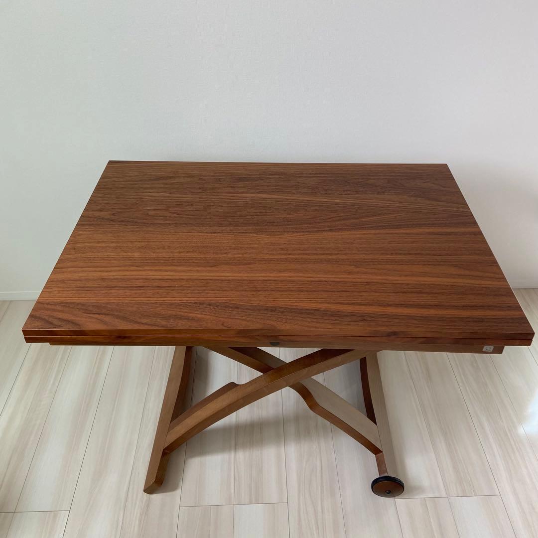 カリガリス　マスコッティ　ダイニングテーブル