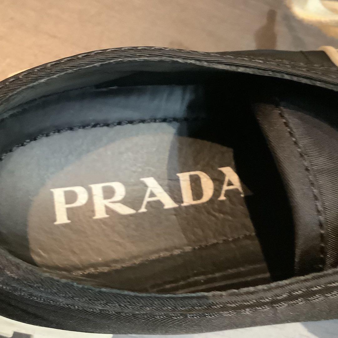 プラダ PRADA Re Nylon リナイロン トライアングル スニーカー