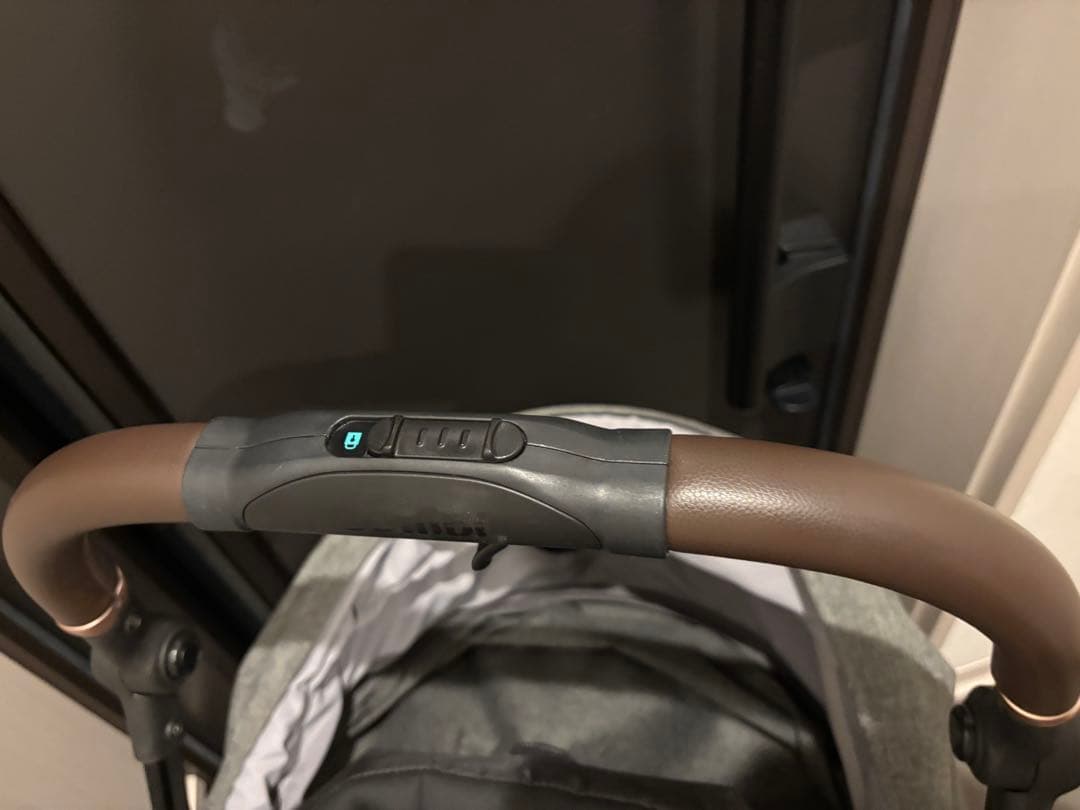 Combi ベビーカー スゴカル Switchi AS アッシュグレー　A型