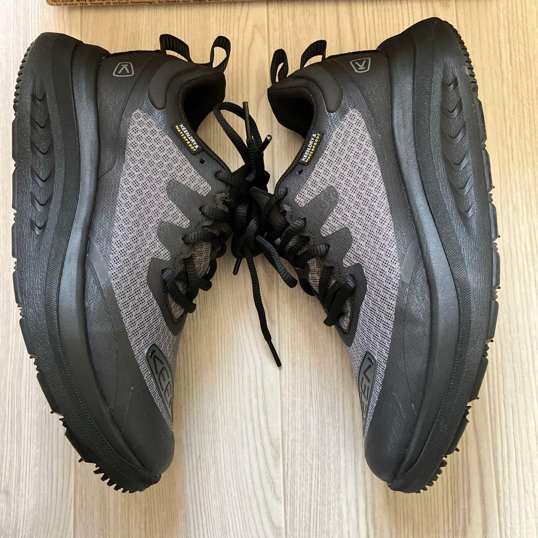 靴 keen wk400 23.5