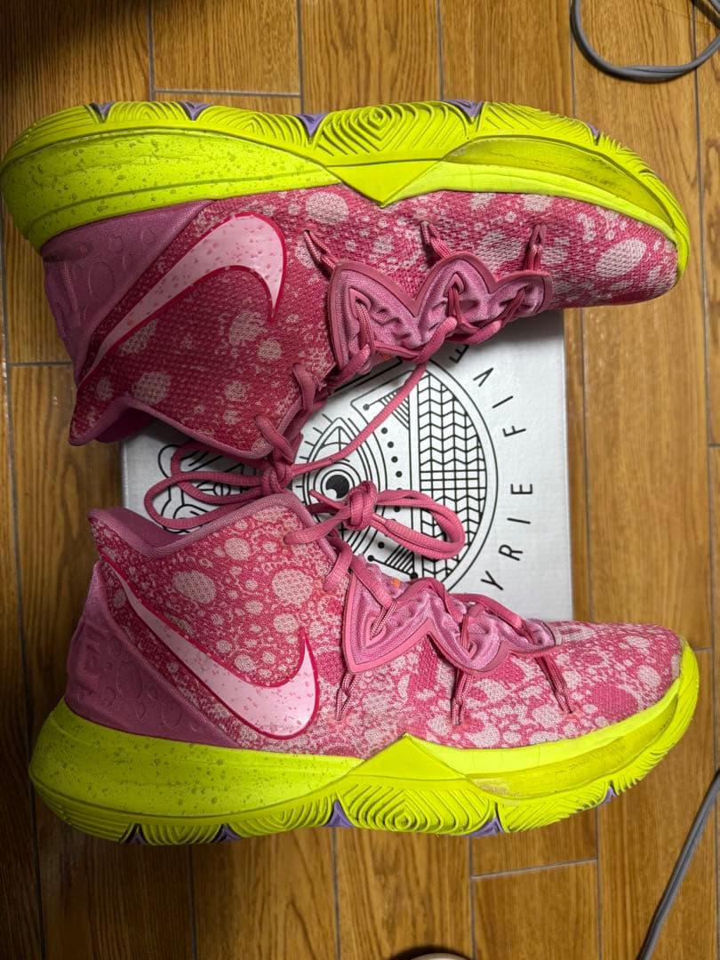 Nike Kyrie 5 “スポンジ・ボブ（パトリック）