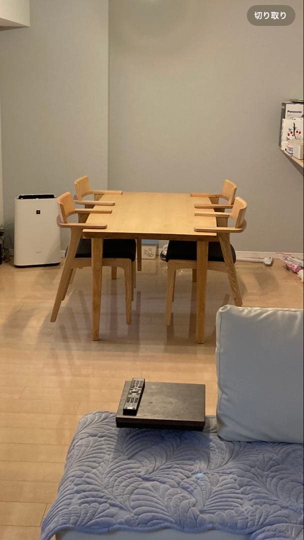 ダイニングテーブルセット　4人掛け