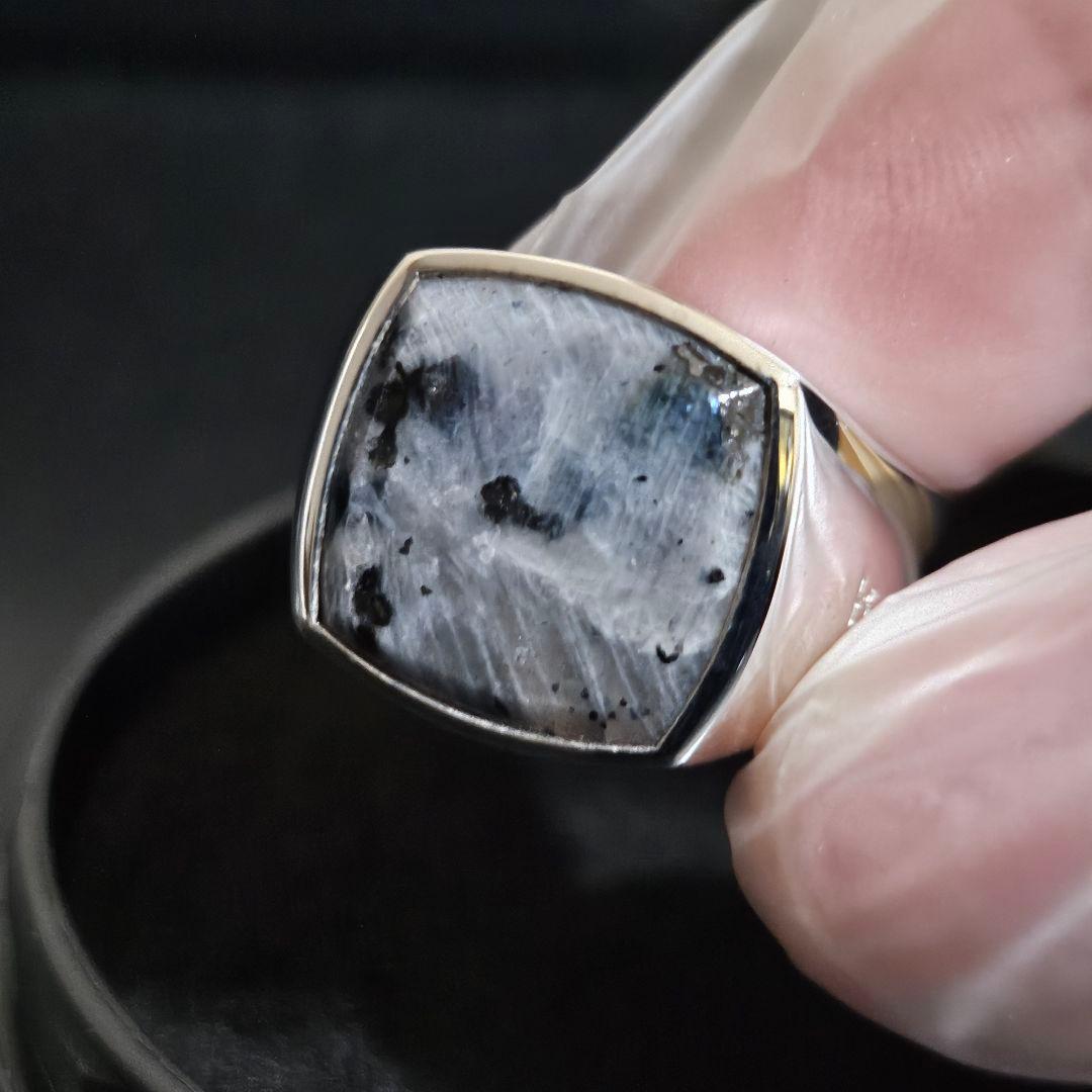 「1点もの現品」サイズ62(約22号) トムウッド ラルビカイト クッション