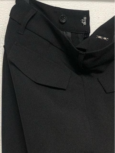 新品☆5号♪S♪黒系無地♪ブラックフォーマル♪2パンツスーツ◯D353