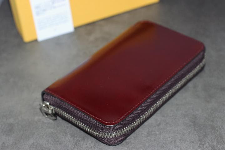 ITTI CRISTY SMART MID WLT CARNO コードバン 財布