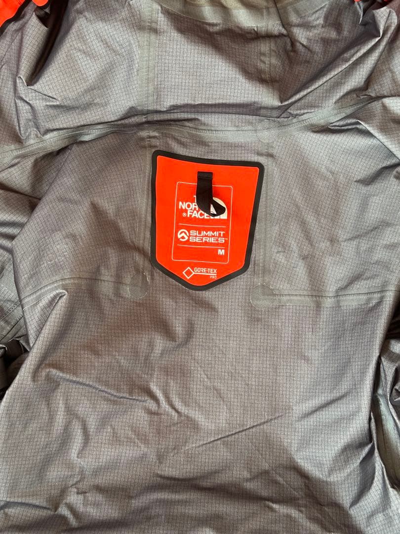 The North Face Summit Series Mサイズ