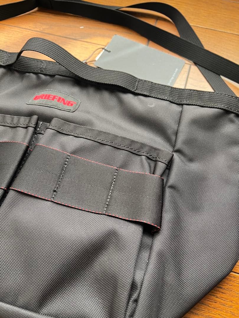 【BRIEFING】新品未使用　ブラックナイロントートバッグ