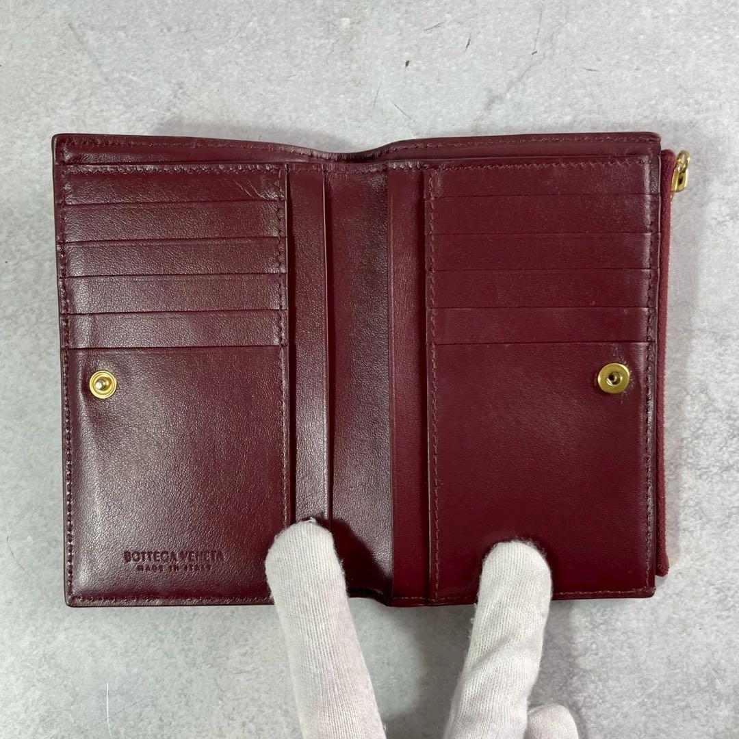 【美品 人気カラー】ボッテガヴェネタ 折り財布 カセット イントレ レザー