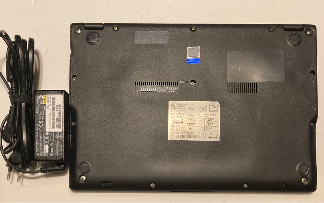 富士通 U9310/D Core i5-10310U 10世代　Mem8GB