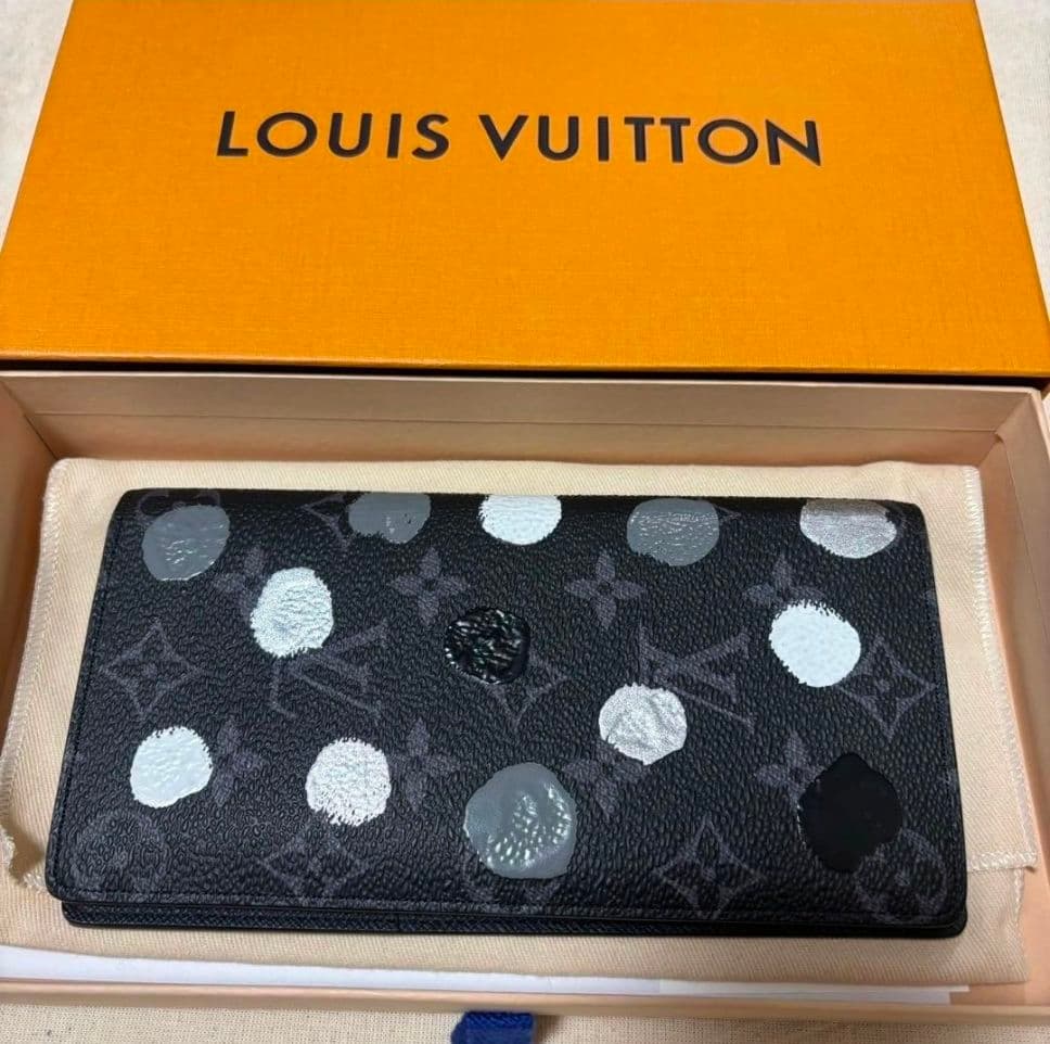 【美品！完売品！レア！】ルイヴィトン　長財布　草間弥生 メンズ レディース