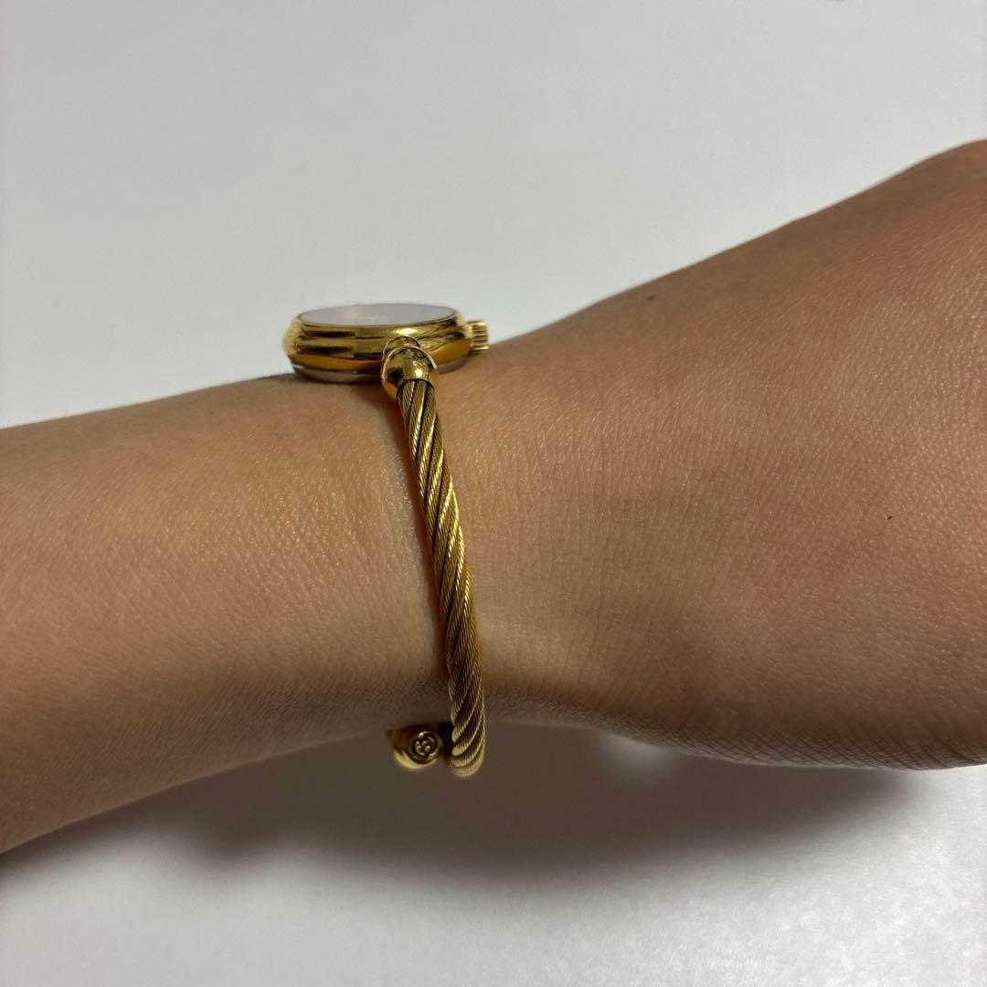 y*a様 GUCCI ゴールド ブレスレットウォッチ