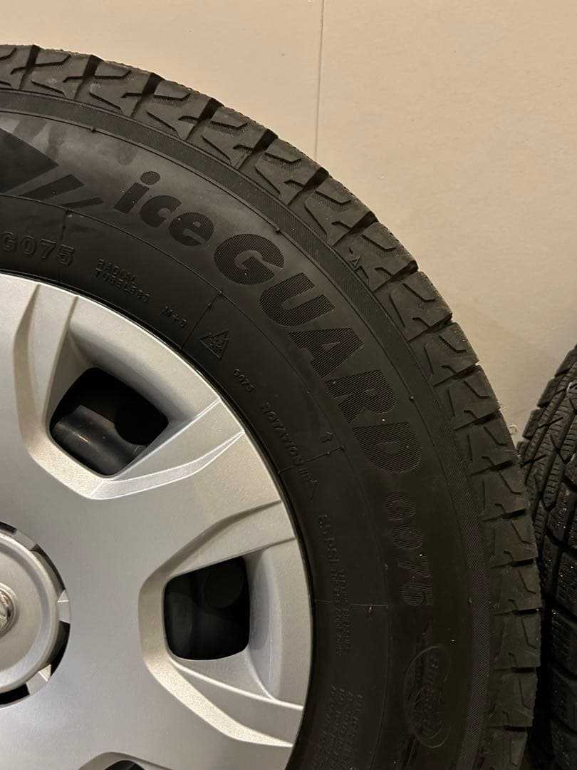 ハイエース純正スタッドレスタイヤホイール③
