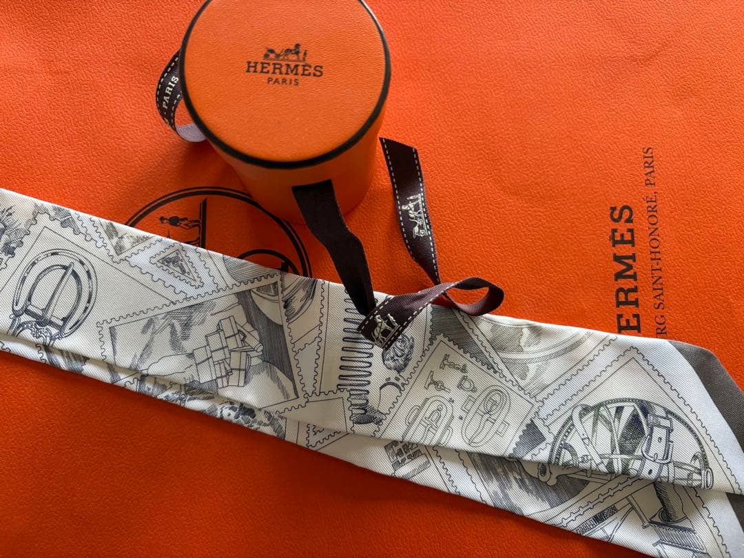 新品★HERMES エルメスツイリー　Twilly 《フォーブルの切手愛好家》