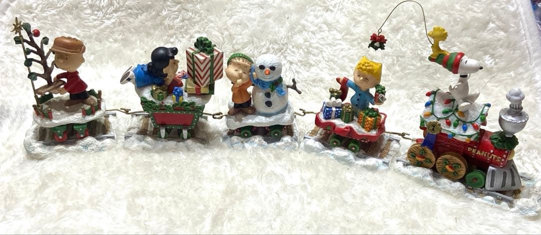 ダンバリーミント　スヌーピー クリスマス フィギュア