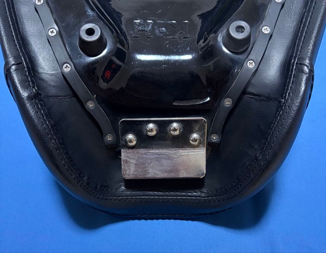 ハーレー スポーツスター用シート　K&H