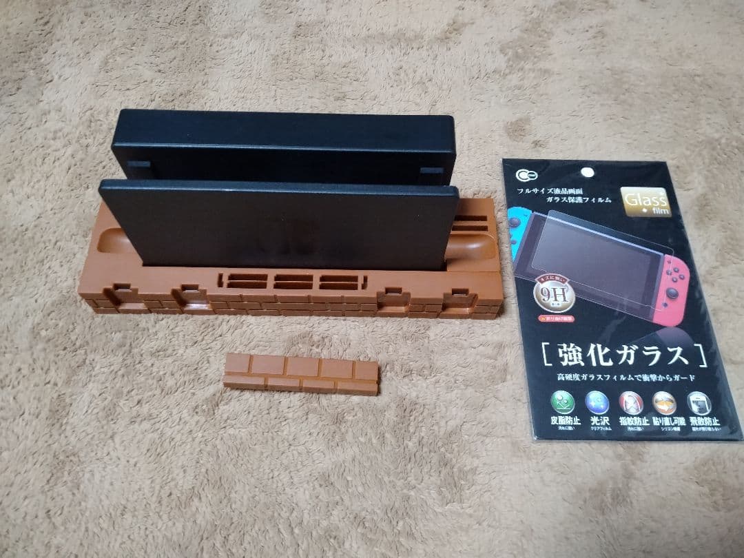 Nintendo Switch 本体、レッグバンド付き