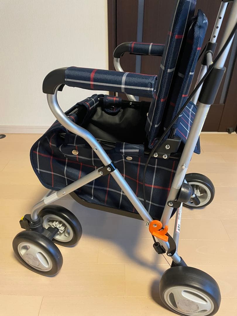 幸和製作所　シルバーカー　歩行器ネイビーチェック