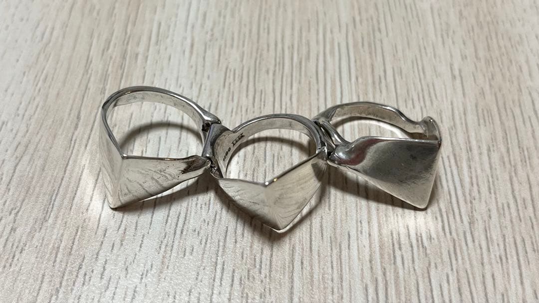 Vivienne Westwood ヴィヴィアン　ナックルダスターリング M