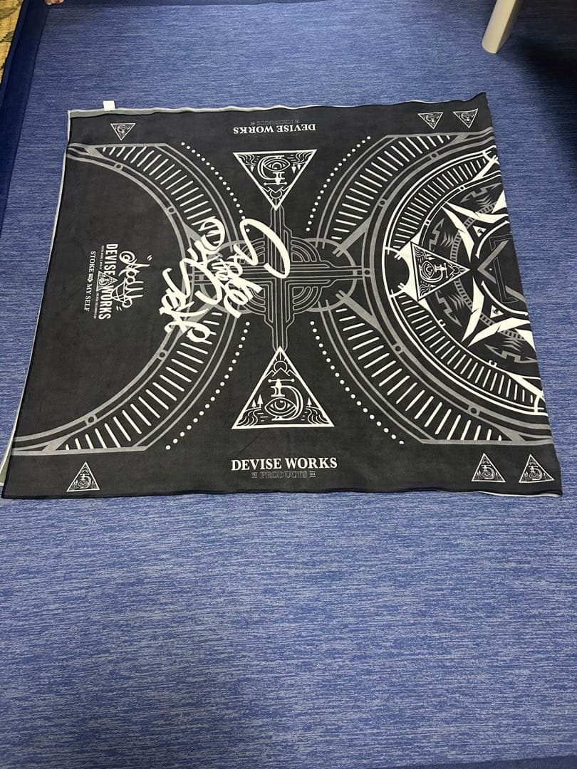 デバイスワークス　紋章柄　コット用ビッグタオル