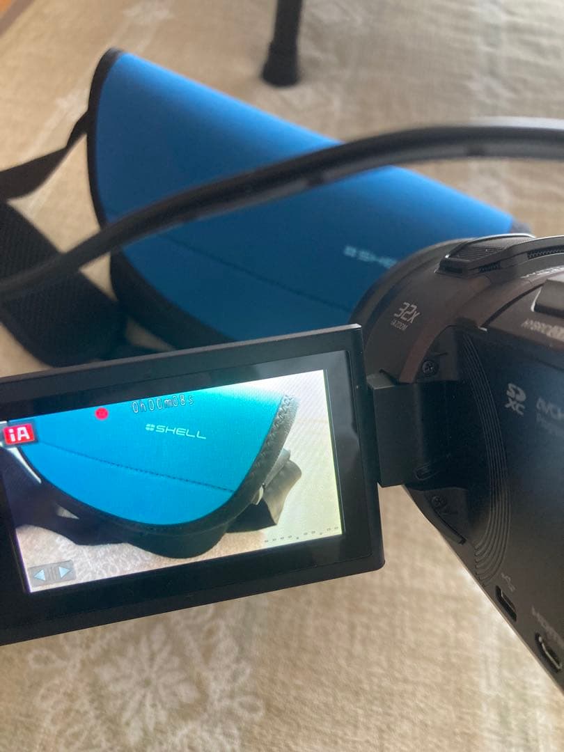 ビデオカメラ　Panasonic 4K ベビーモニター