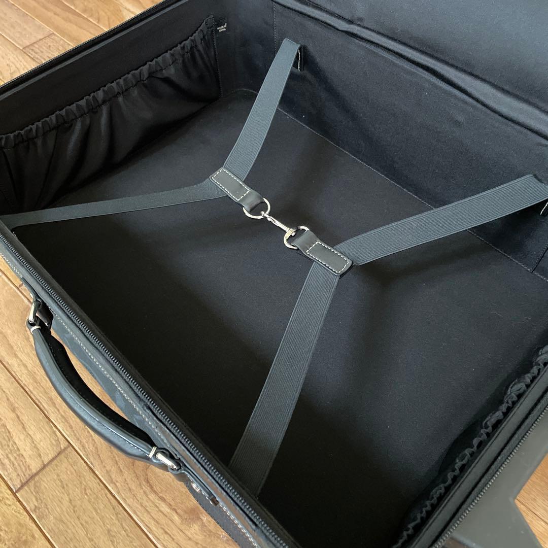 コーチ　キャリーケース