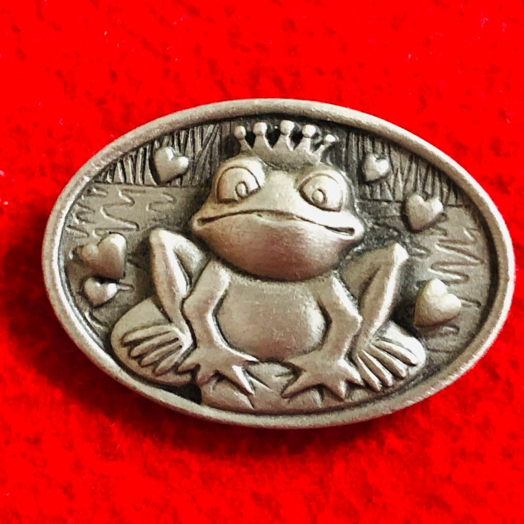 プリンセスと魔法のキス　カエル　小物入れ　ピューター【希少・レア】