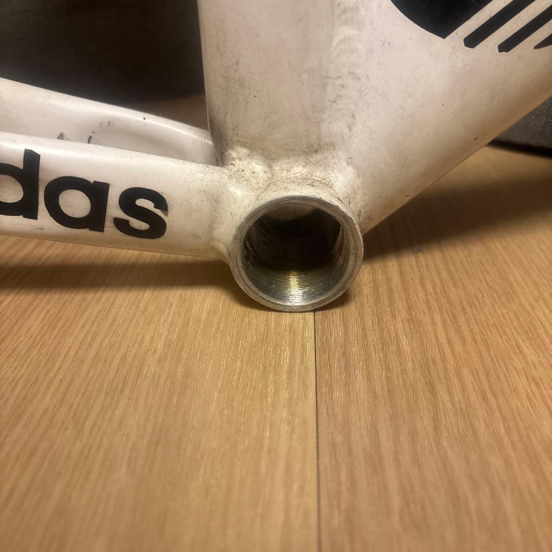 LEADER 735 ピストバイクフレーム ホワイト