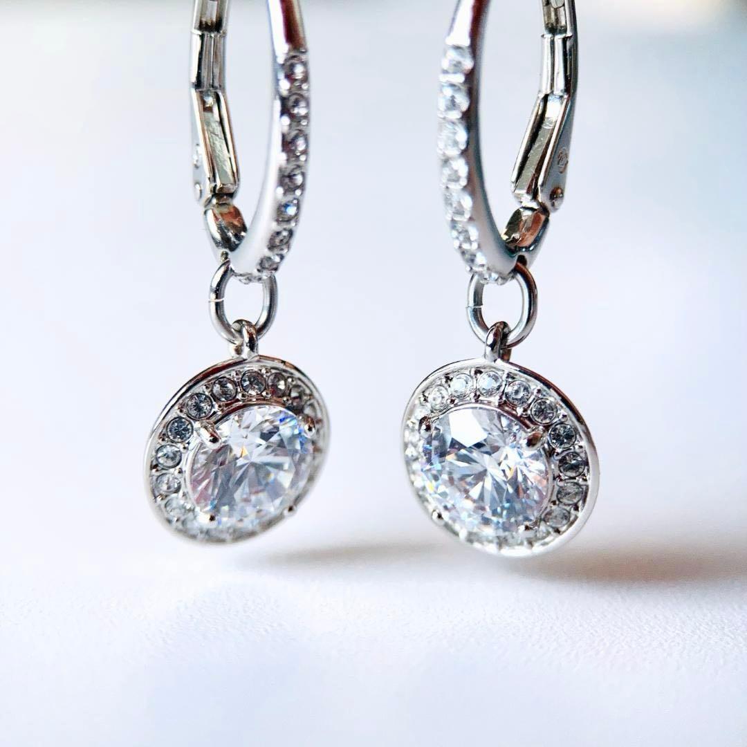 【極美品】スワロフスキー Angelic ラウンドカット ドロップピアス