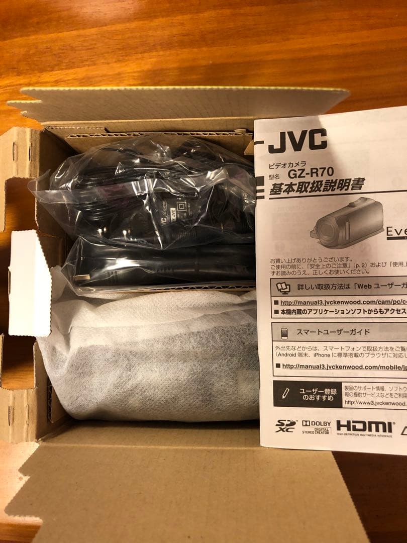 ★ Victor JVC Everio GZ-R70-Tビデオカメラ