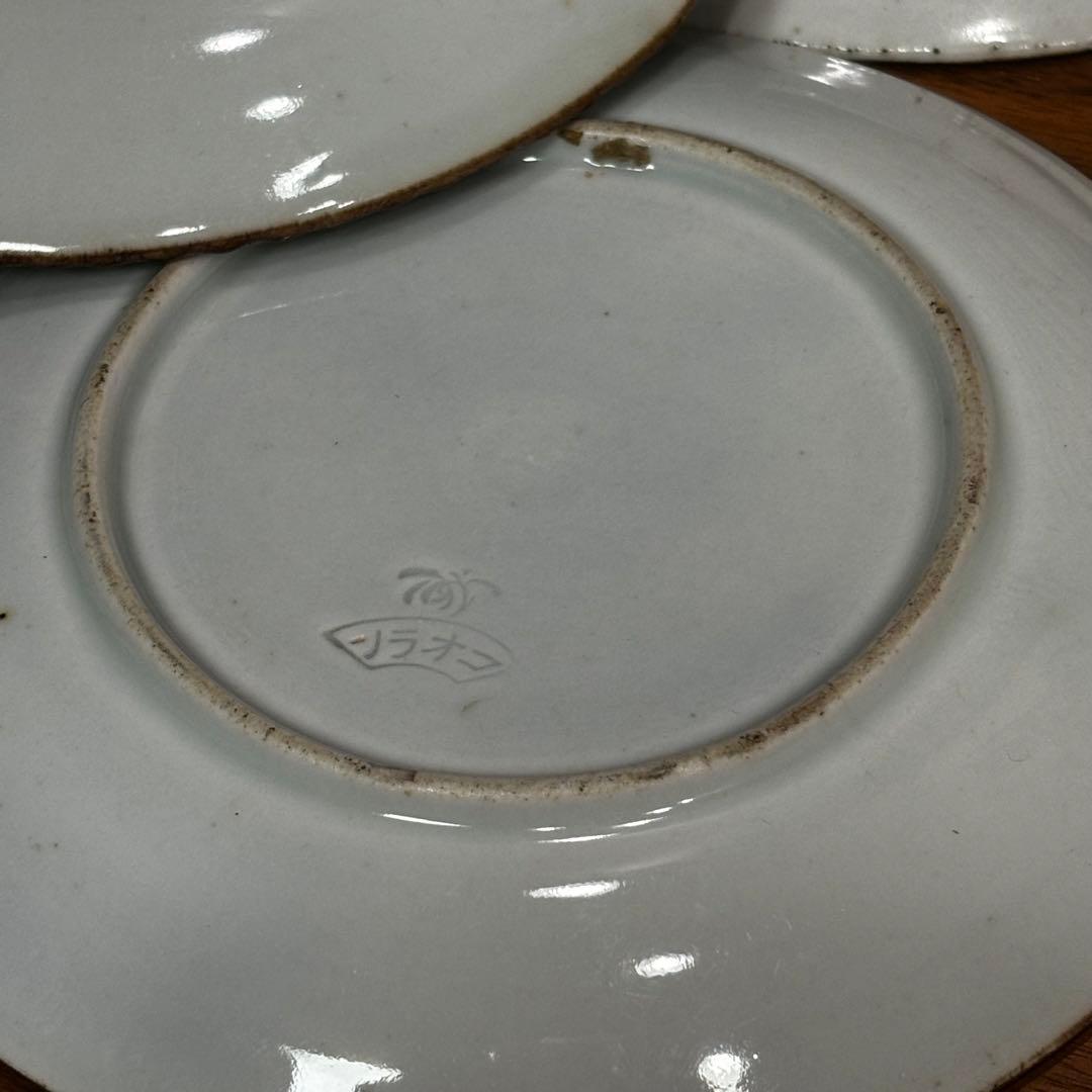 珍しい柄　印判皿