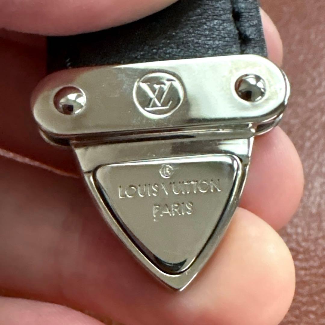 LOUIS VUITTON バングル
