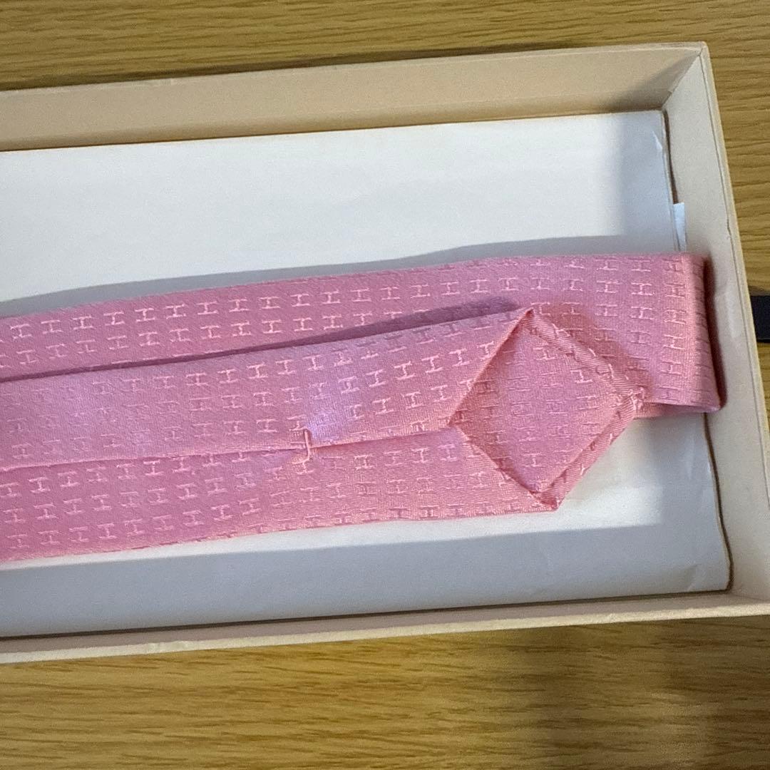 HERMES ピンク ネクタイ 100%シルク