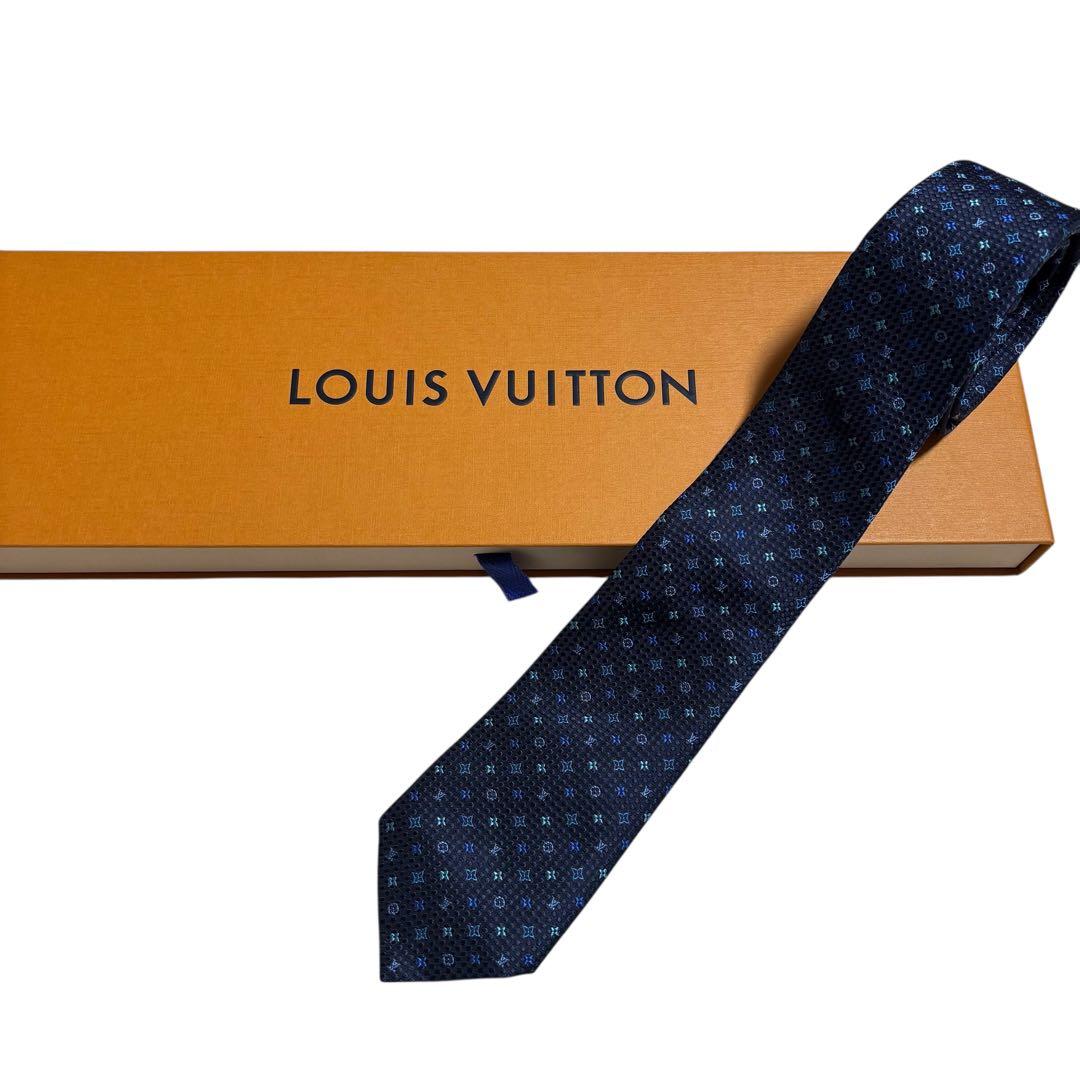 【未使用に近い】ルイヴィトン　LV ネクタイ　箱付き　ロゴ　ブルー