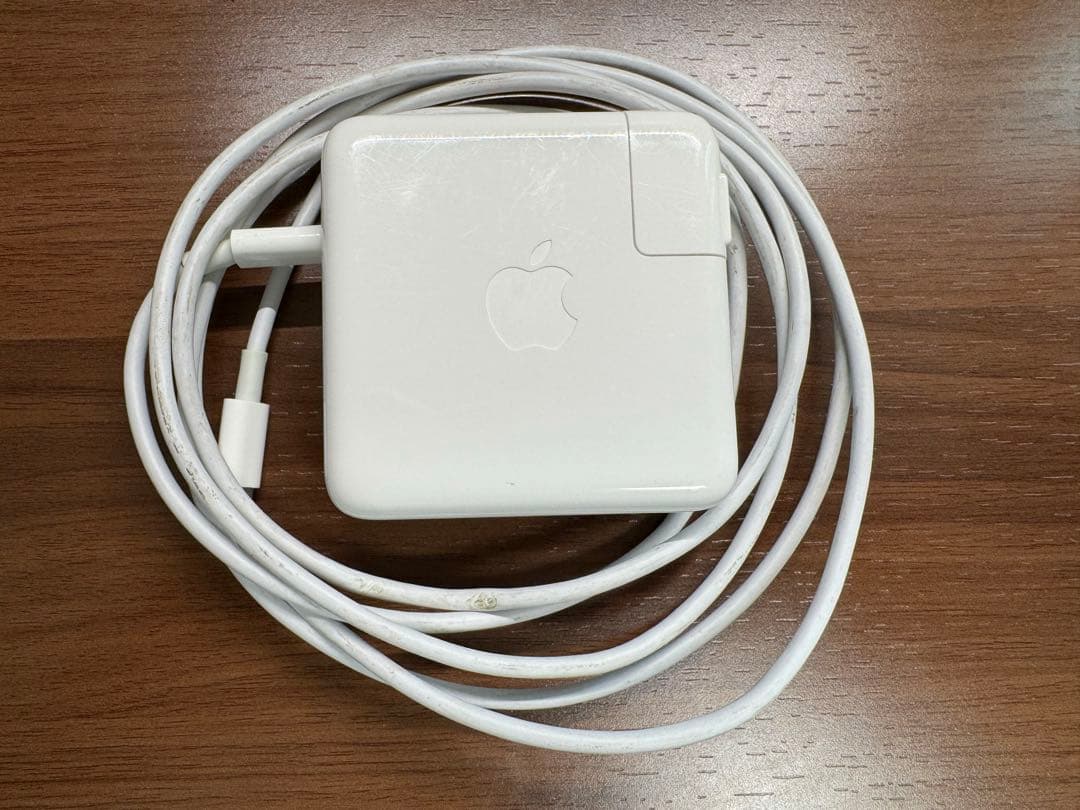 Apple MacBook Pro 2016 13インチ メモリ8GB