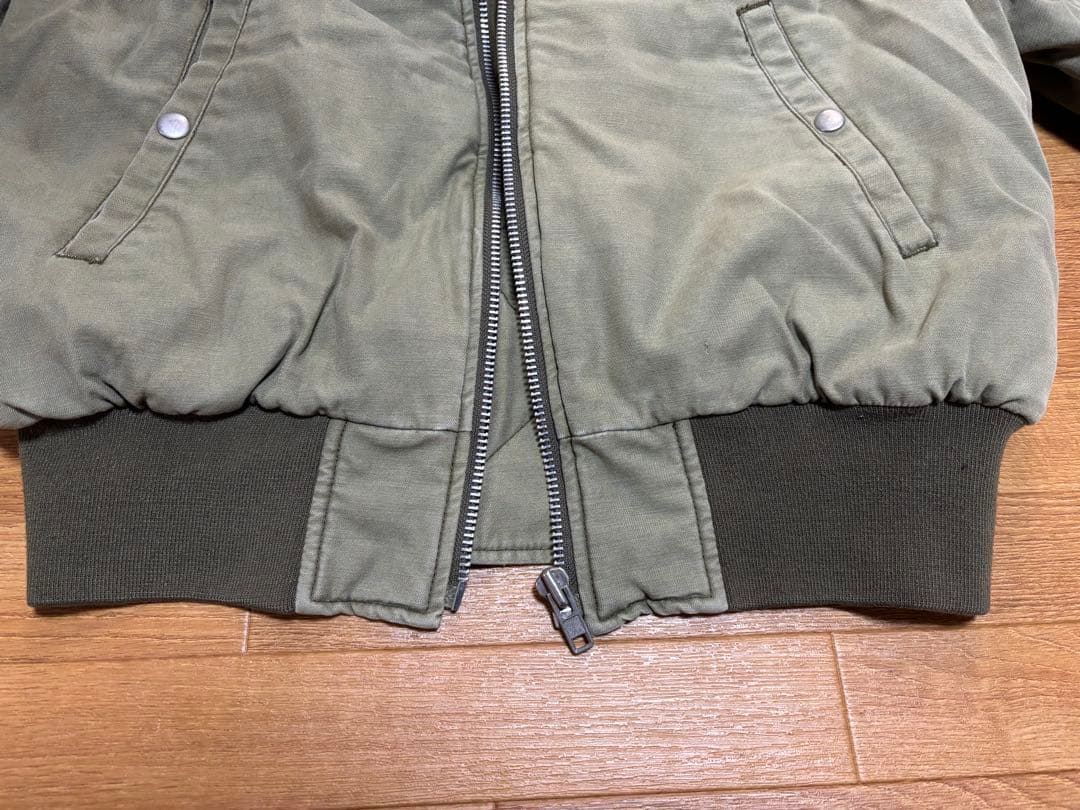 雰囲気抜群 フライトジャケット サイズLA 中綿　vintage