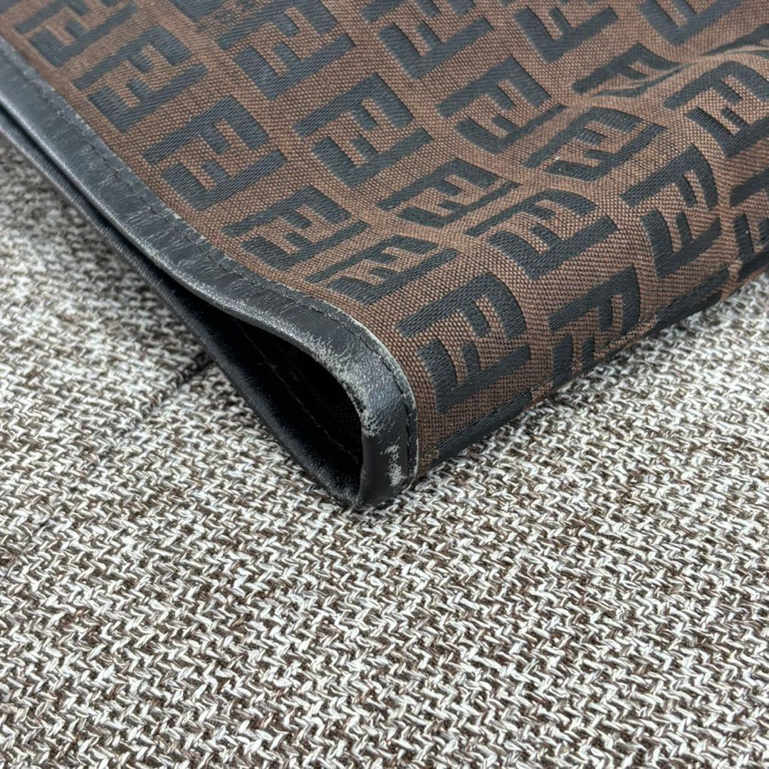 FENDI フェンディ ズッキーノ トートバッグ ブラウン E3