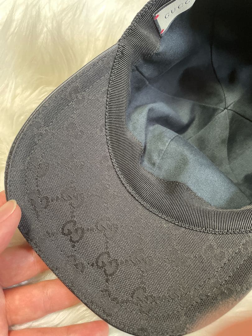 GUCCI ブラックGGパターンキャップ　XL