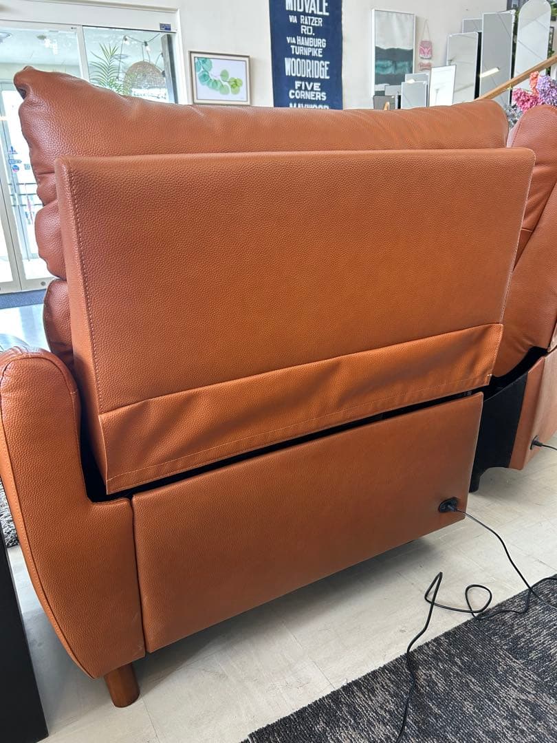 本革レザー 電動リクライニング2人掛けソファ　ヤマダデンキ×IDC大塚家具