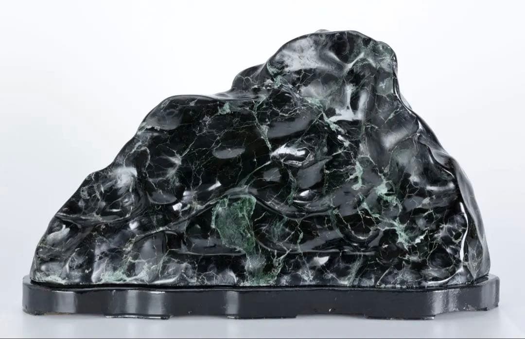 黒蛇紋石 黒翡翠 ネフライト 鑑賞石 超大型21.7kg 台座付 水石 天然石