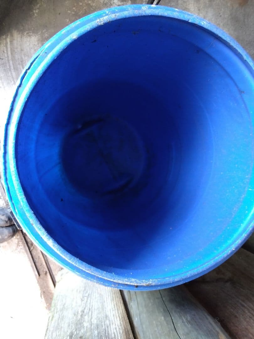 プラスチックタンク３５個まとめ売り　貯水タンク　雨水タンク　ウォータータンク